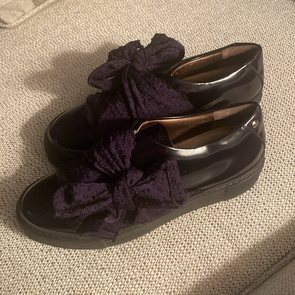 AGL leather navy platform sneaker sz37